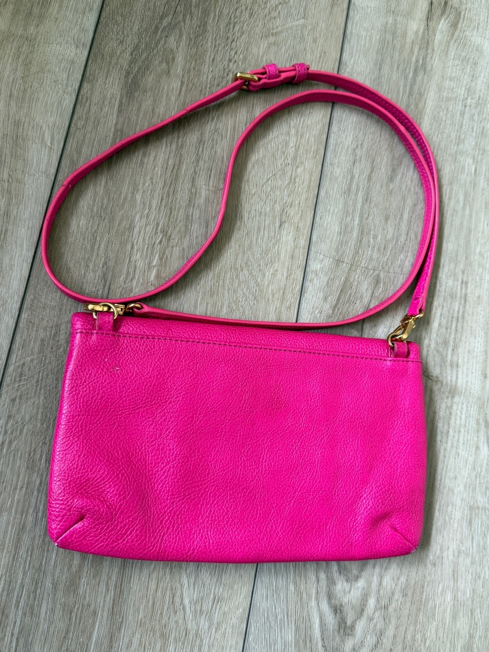 Marc By Marc Jocobs Hot Pink Grainy Leather Crossbody Bag 9x6.5’ - Picture 2 of 11